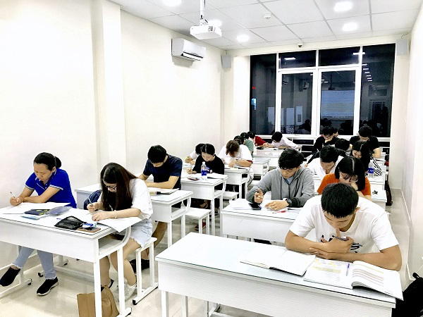 Khóa Học Luyện Thi toeic tại trung tâm tiếng anh uy tín